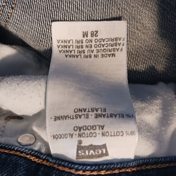 Levi's slight curve skinny jeans 🩵 size 6 - Picture 9 of 9